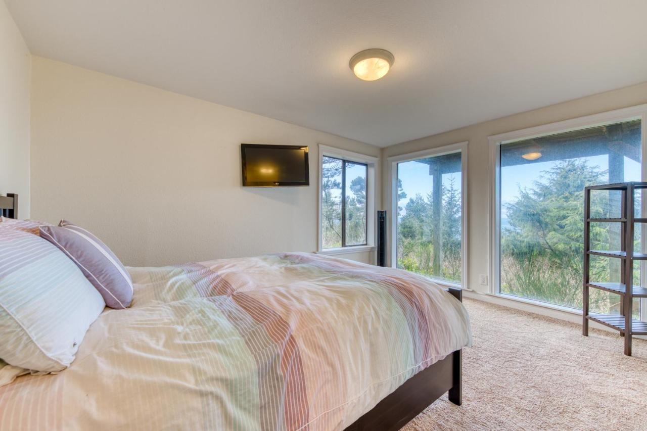 Coastal Comfort Oceanside Εξωτερικό φωτογραφία